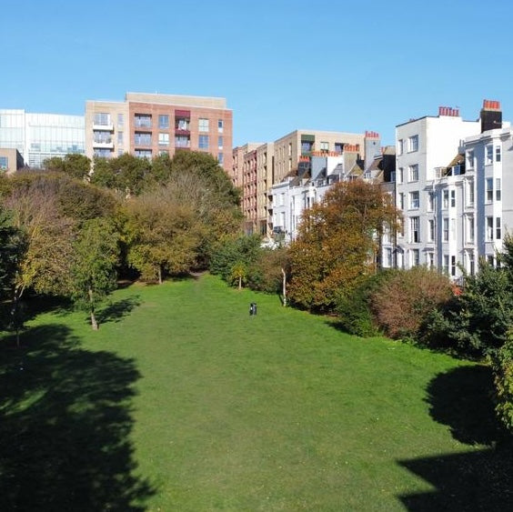 Dog Friendly Park Brighton - Kemptown - Brighton - Dorset Gardens - Edward Street - St James' Street 